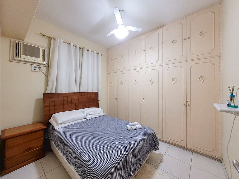 Encantador Apartamento Cuarto y Sala en COPACABANA